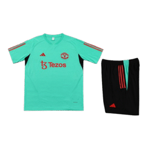 Kit Manchester United